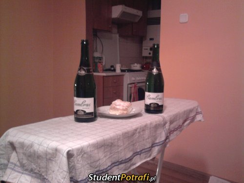 Studencka romantyczna kolacja we dwoje –  